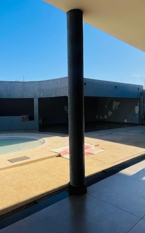 Casa à venda com 900m², 5 quartos e 12 vagas