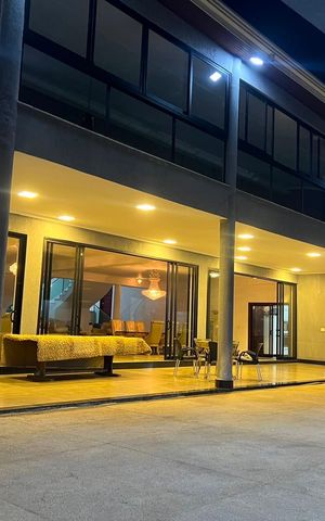 Casa à venda com 900m², 5 quartos e 12 vagas