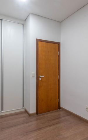 Casa à venda com 291m², 4 quartos e 3 vagas