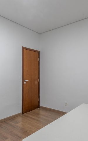 Casa à venda com 291m², 4 quartos e 3 vagas