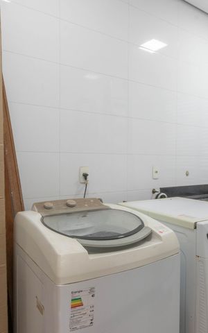 Casa à venda com 291m², 4 quartos e 3 vagas
