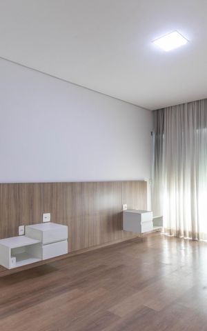 Casa à venda com 291m², 4 quartos e 3 vagas