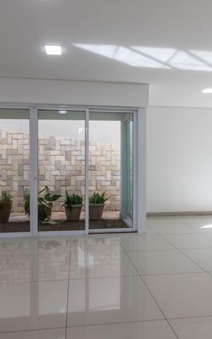 Casa à venda com 291m², 4 quartos e 3 vagas