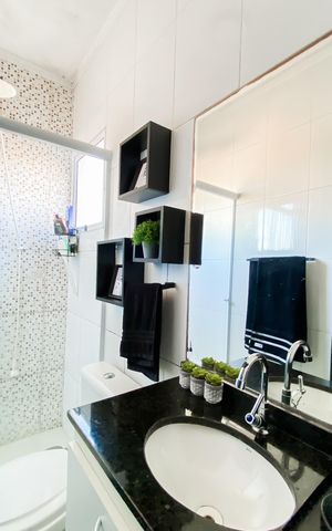 Casa à venda com 125m², 2 quartos e 3 vagas Casa à venda com 125m², 2 quartos e 3 vagasBanheiro da Suíte 2