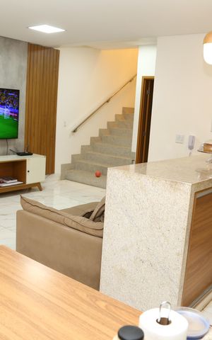 Casa à venda com 180m², 3 quartos e 2 vagasSala