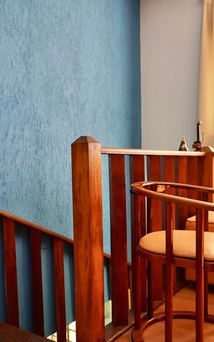 Casa à venda com 313m², 5 quartos e 3 vagas Casa à venda com 313m², 5 quartos e 3 vagasEscadas
