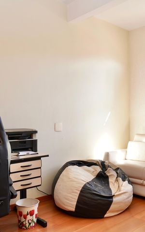 Casa à venda com 313m², 5 quartos e 3 vagas Casa à venda com 313m², 5 quartos e 3 vagasQuarto 2