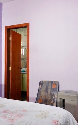 Casa à venda com 313m², 5 quartos e 3 vagas Casa à venda com 313m², 5 quartos e 3 vagasSuíte