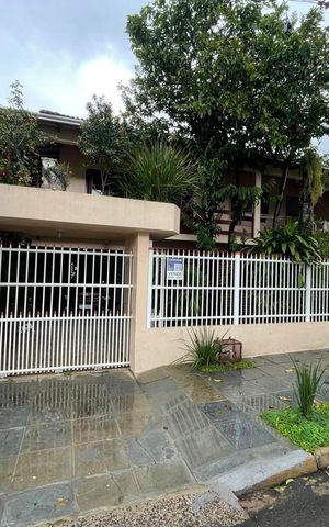 Casa para alugar com 150m², 3 quartos e 2 vagas Casa para alugar com 150m², 3 quartos e 2 vagasPlaca Instalada em 23/07/2026 - Cod.VZOE-80