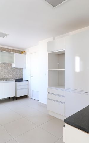 Apartamento para alugar com 126m², 4 quartos e 2 vagasCozinha