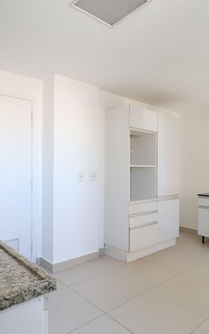 Apartamento para alugar com 126m², 4 quartos e 2 vagasCozinha