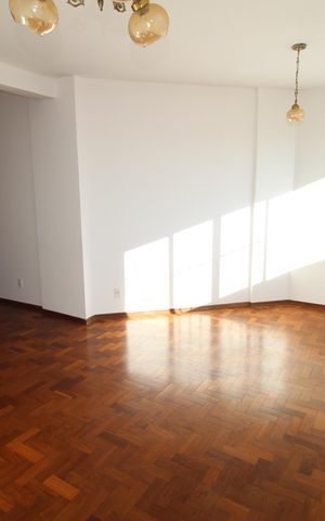 Apartamento para alugar com 105m², 3 quartos e 1 vagaSala