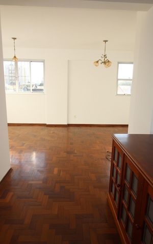 Apartamento para alugar com 105m², 3 quartos e 1 vagaSala