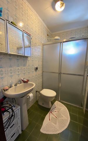 Casa para alugar com 185m², 3 quartos e 2 vagas Casa para alugar com 185m², 3 quartos e 2 vagasBanheiro