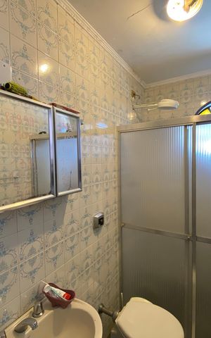 Casa para alugar com 185m², 3 quartos e 2 vagas Casa para alugar com 185m², 3 quartos e 2 vagasBanheiro