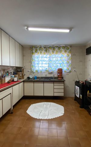 Casa para alugar com 185m², 3 quartos e 2 vagas