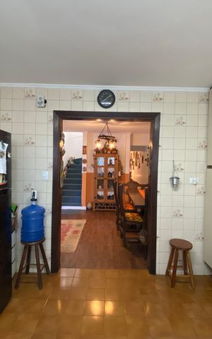 Casa para alugar com 185m², 3 quartos e 2 vagas Casa para alugar com 185m², 3 quartos e 2 vagasCozinha