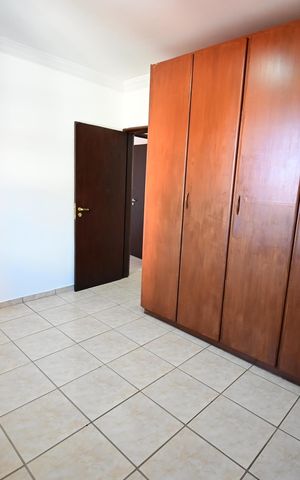 Casa para alugar com 240m², 4 quartos e 4 vagas