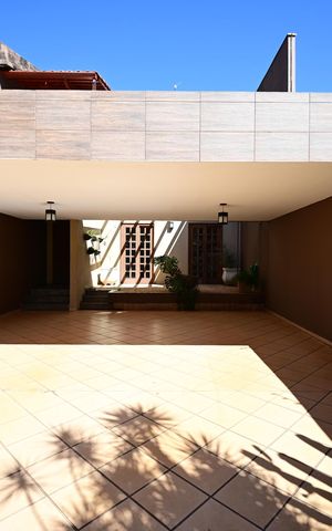 Casa para alugar com 240m², 4 quartos e 4 vagas