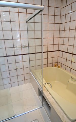 Casa para alugar com 240m², 4 quartos e 4 vagas
