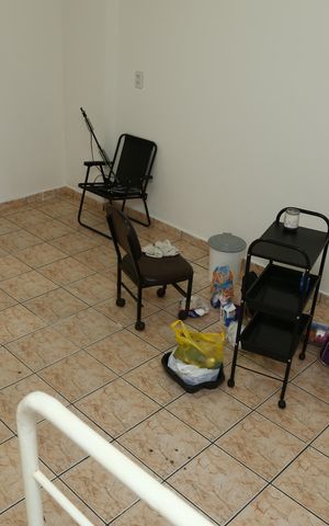 Casa para alugar com 75m², 2 quartos e 2 vagasSala 
