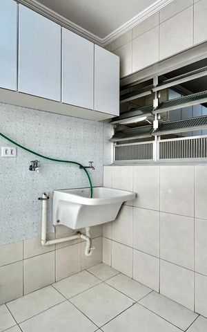 Apartamento à venda com 70m², 2 quartos e 1 vaga Apartamento à venda com 70m², 2 quartos e 1 vagaÁrea de Serviço