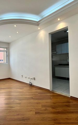 Apartamento à venda com 70m², 2 quartos e 1 vaga Apartamento à venda com 70m², 2 quartos e 1 vagaSala
