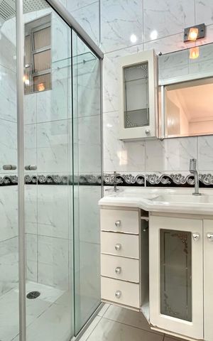 Apartamento à venda com 70m², 2 quartos e 1 vaga Apartamento à venda com 70m², 2 quartos e 1 vagaBanheiro da Suíte