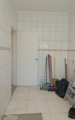Apartamento para alugar com 81m², 2 quartos e sem vagaCozinha