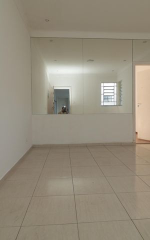 Apartamento para alugar com 81m², 2 quartos e sem vagaSala