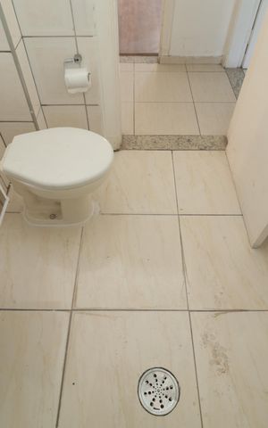 Apartamento para alugar com 81m², 2 quartos e sem vagaBanheiro