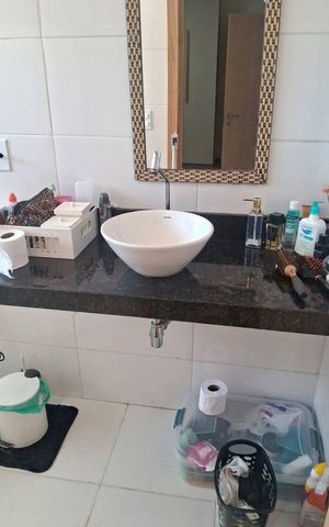 Casa à venda com 140m², 3 quartos e 2 vagas Casa à venda com 140m², 3 quartos e 2 vagasBanheiro