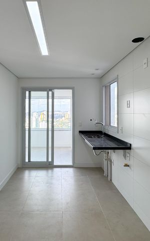 Apartamento para alugar com 137m², 3 quartos e 3 vagas Apartamento para alugar com 137m², 3 quartos e 3 vagasCozinha