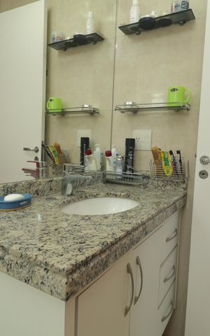 Apartamento à venda com 115m², 3 quartos e 2 vagasBanheiro da Suíte