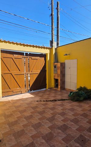 Casa para alugar com 78m², 2 quartos e 2 vagas Casa para alugar com 78m², 2 quartos e 2 vagasÁrea externa