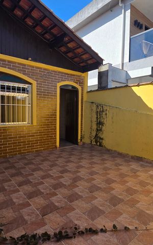 Casa para alugar com 78m², 2 quartos e 2 vagas Casa para alugar com 78m², 2 quartos e 2 vagasÁrea externa
