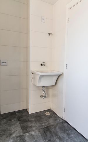 Apartamento para alugar com 35m², 2 quartos e 1 vaga Apartamento para alugar com 35m², 2 quartos e 1 vagaÁrea de Serviço