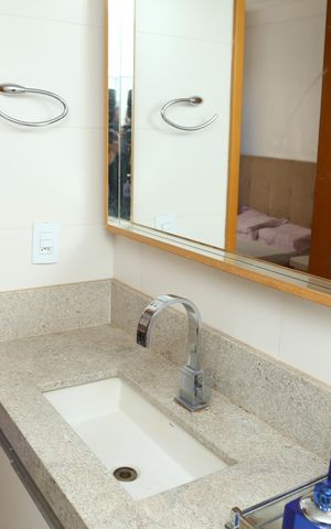 Apartamento à venda com 87m², 2 quartos e 1 vagaBanheiro suíte
