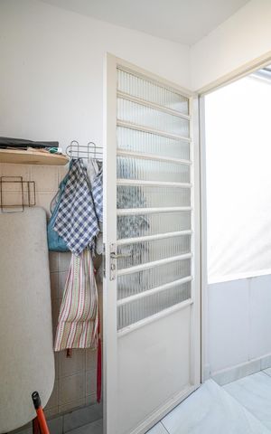 Casa à venda com 184m², 3 quartos e 2 vagasÁrea de Serviço