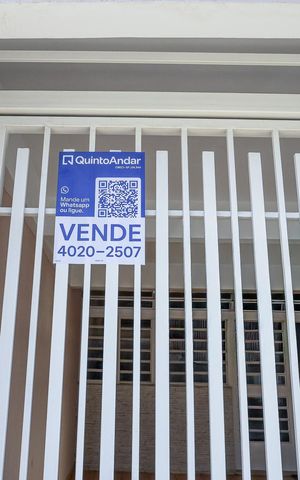 Casa à venda com 184m², 3 quartos e 2 vagasPlaca