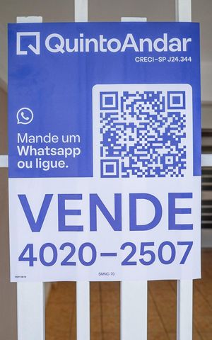 Casa à venda com 184m², 3 quartos e 2 vagasPlaca