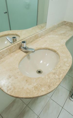 Apartamento à venda com 68m², 2 quartos e 1 vaga Apartamento à venda com 68m², 2 quartos e 1 vagaBanheiro