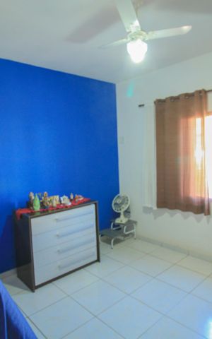 Casa à venda com 165m², 3 quartos e 2 vagas