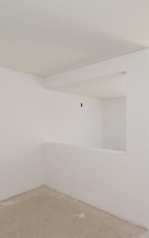 Casa de condomínio à venda com 126m², 2 quartos e 2 vagasÁtico