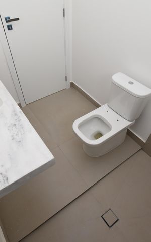 Casa de condomínio à venda com 126m², 2 quartos e 2 vagasBanheiro da Suíte