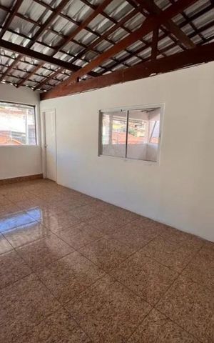 Casa para alugar com 180m², 4 quartos e 2 vagas Casa para alugar com 180m², 4 quartos e 2 vagasÁrea comum