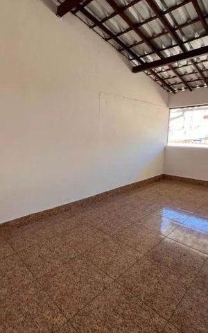 Casa para alugar com 180m², 4 quartos e 2 vagas Casa para alugar com 180m², 4 quartos e 2 vagasÁrea comum