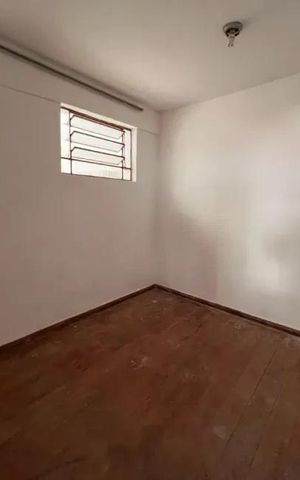 Casa para alugar com 180m², 4 quartos e 2 vagas Casa para alugar com 180m², 4 quartos e 2 vagasQuarto