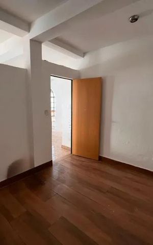 Casa para alugar com 180m², 4 quartos e 2 vagas Casa para alugar com 180m², 4 quartos e 2 vagasQuarto 2