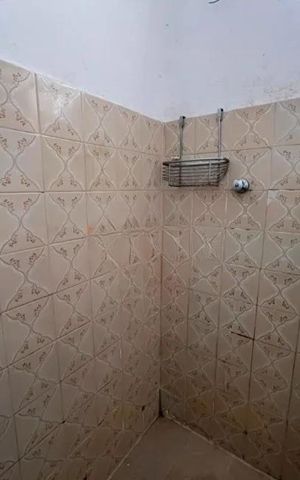 Casa para alugar com 180m², 4 quartos e 2 vagas Casa para alugar com 180m², 4 quartos e 2 vagasBanheiro social